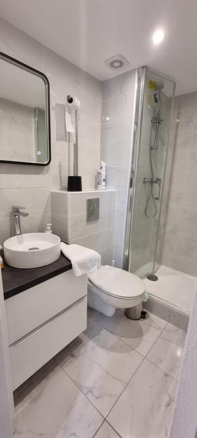 4 sTUDIOS DANS LE MEME IMMEUBLE Cannes Exterior foto