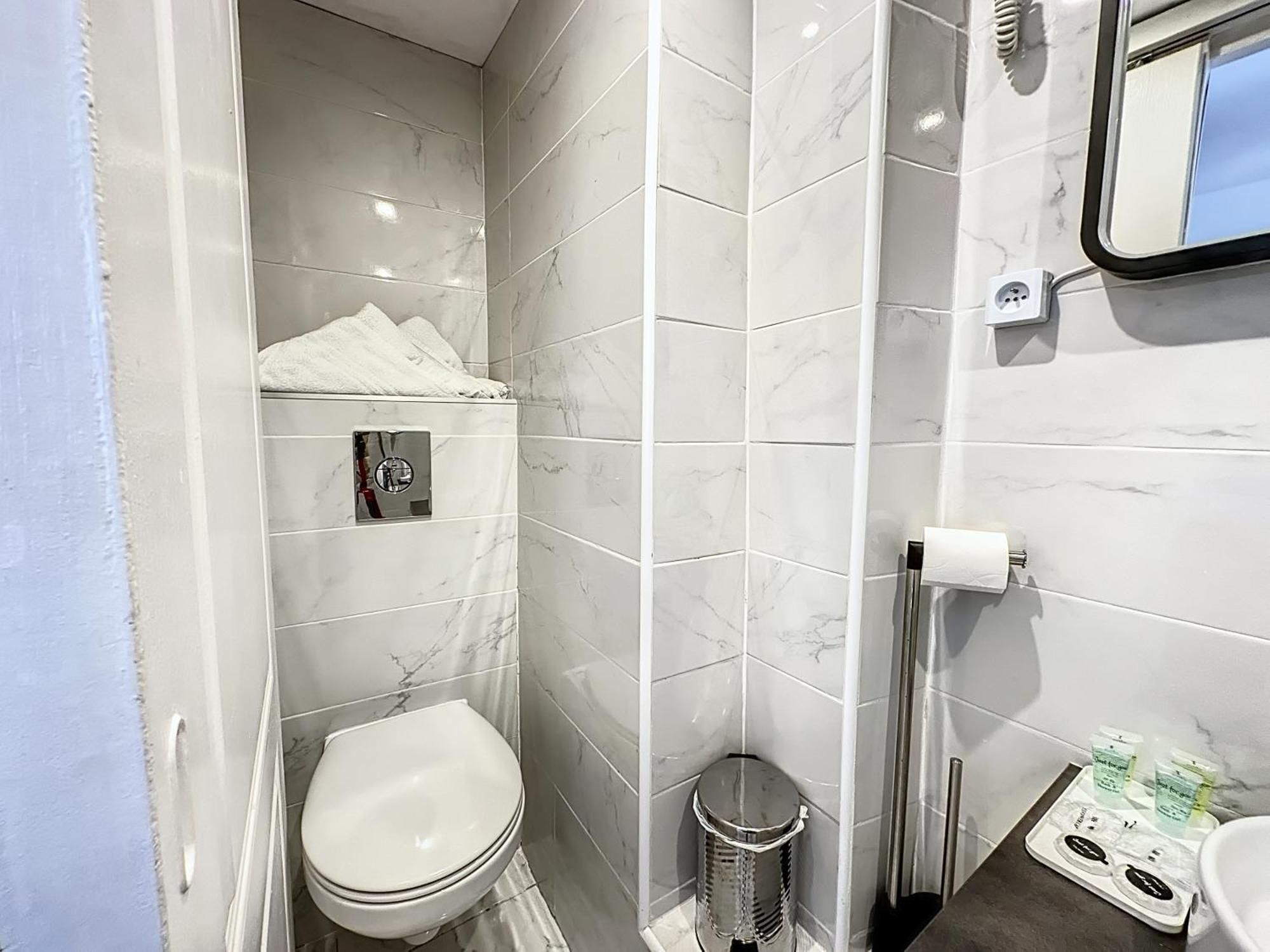 4 sTUDIOS DANS LE MEME IMMEUBLE Cannes Exterior foto