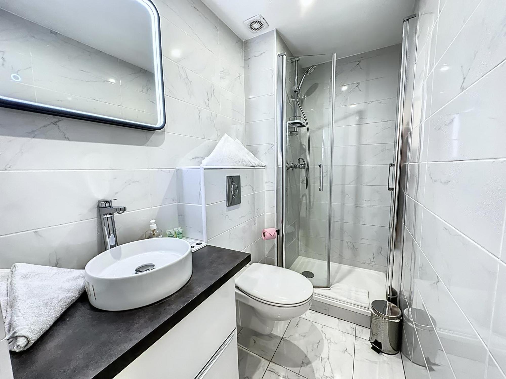 4 sTUDIOS DANS LE MEME IMMEUBLE Cannes Exterior foto