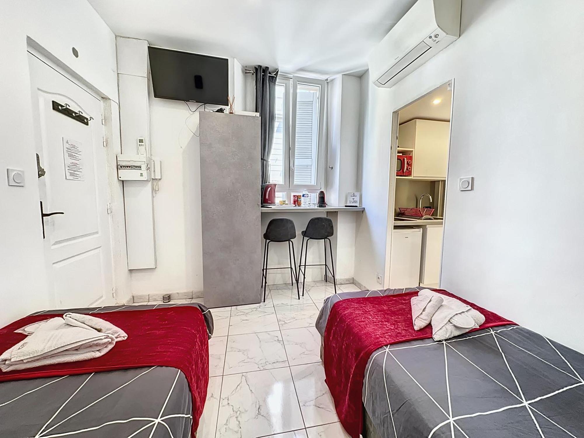 4 sTUDIOS DANS LE MEME IMMEUBLE Cannes Exterior foto